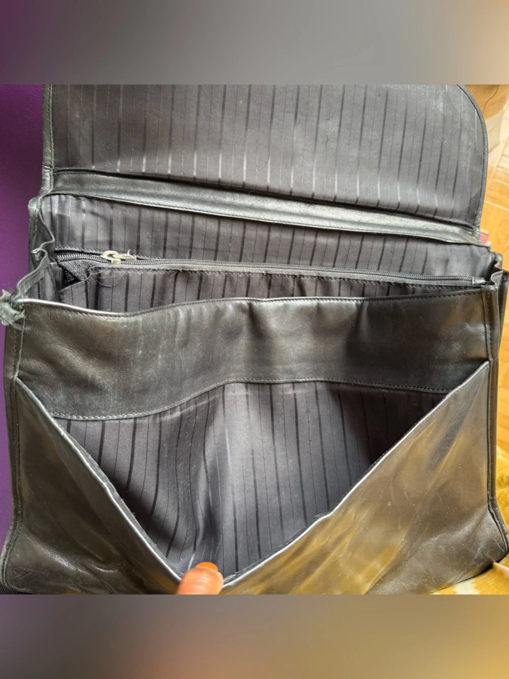 Black Leather Men's Briefcase with Top Handle and Metal Clasp